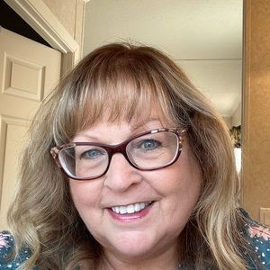 Meet your Posher, Jacqueline